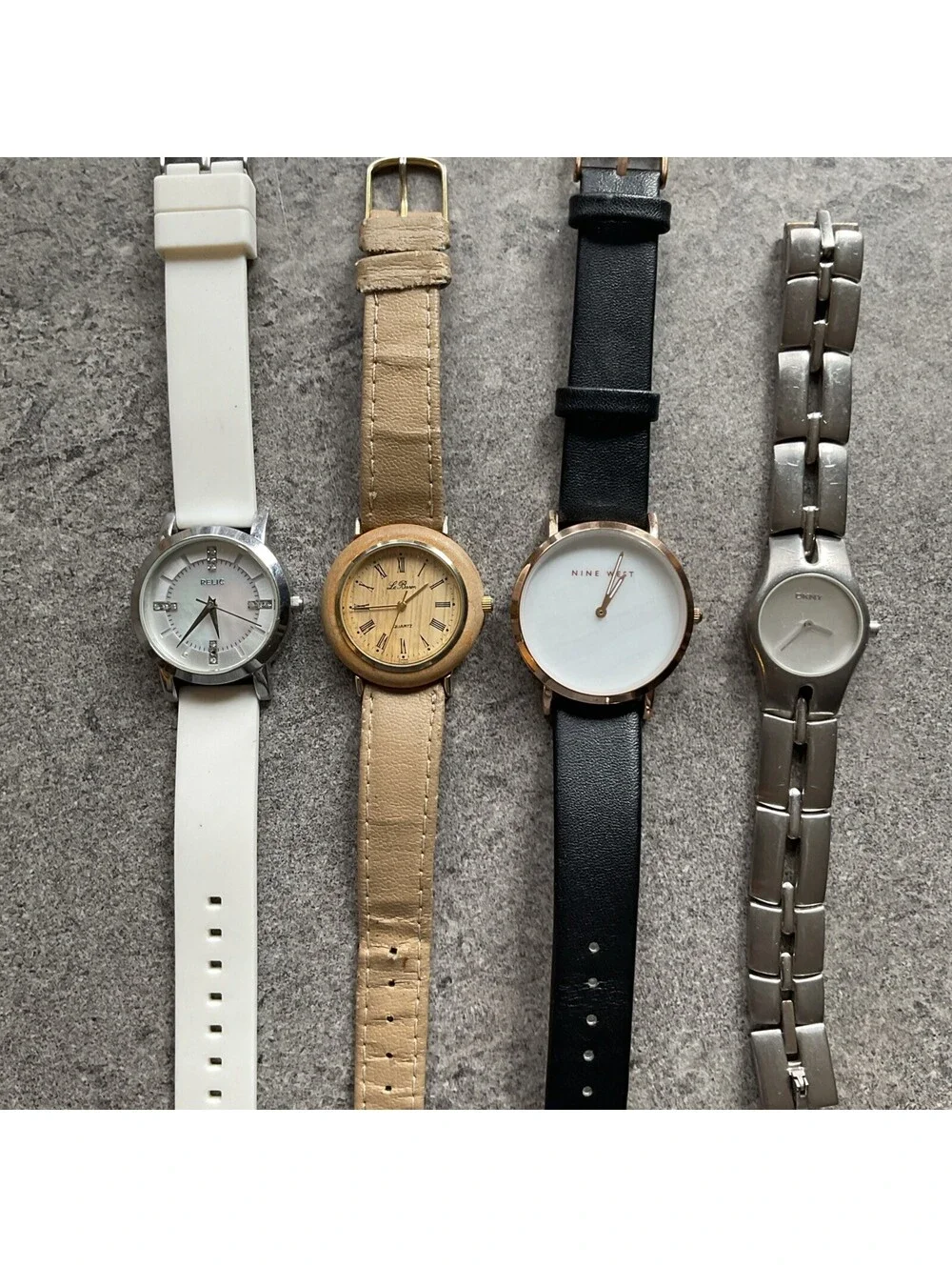 Great Lot Of Four Womens Watches All Four Watches Run Great Lot H19